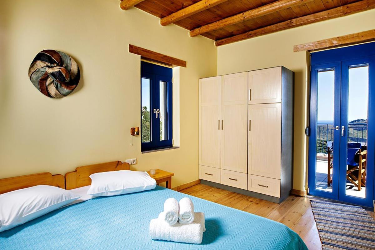 Mirthios-Hill Apartments Plakias Bagian luar foto