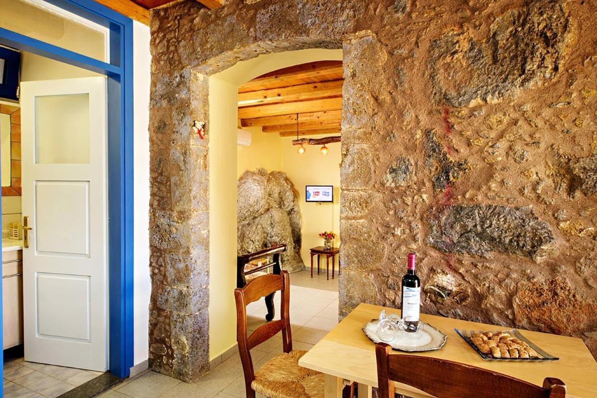 Mirthios-Hill Apartments Plakias Bagian luar foto